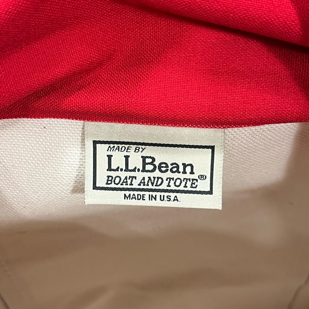 LL Bean Boat & Tote Medium Zip Top Red - Picture 9 of 13